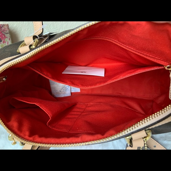 Coach satchel - Picture 4 of 11